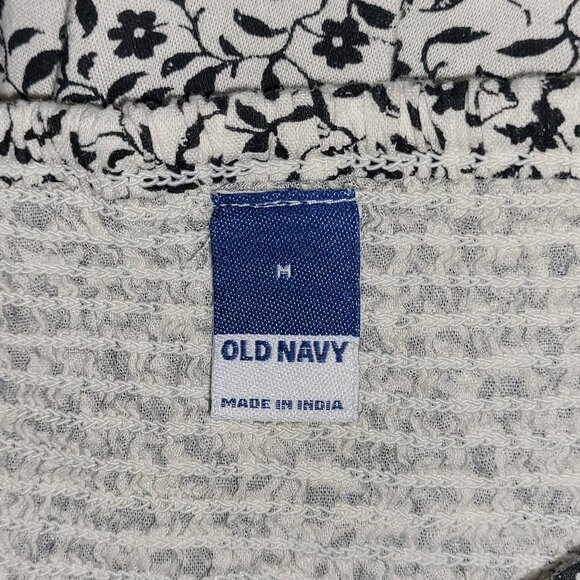 M | Old Navy | Floral Puff Sleeve Cottagecore Blouse - Picture 4 of 5